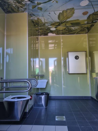 Tetragon 200 Family room toilet, Viskängen Helsingborg Sweden, Project 31725